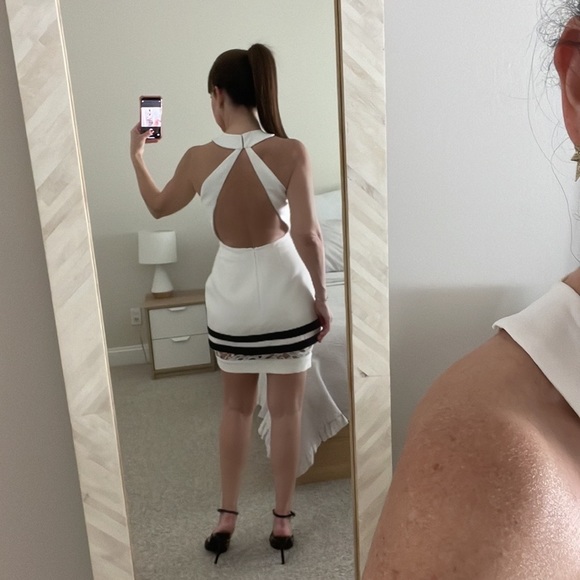 Little White Dress with gipur details. Cameo - Picture 6 of 10